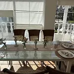 белият кът דירה ספרבה בניה