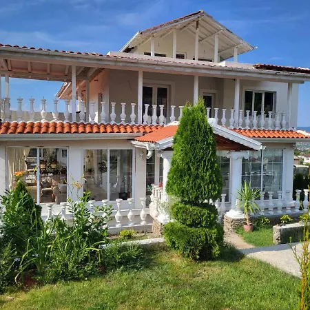 белият кът Apartment