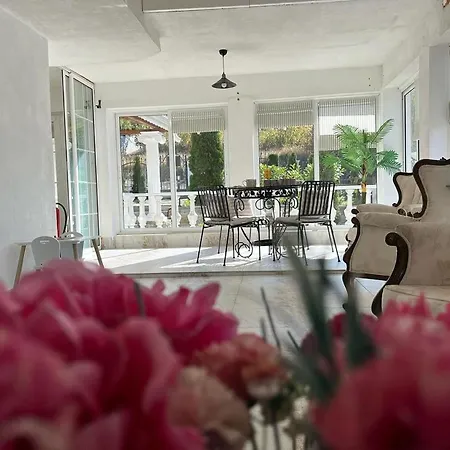 Apartamento белият кът