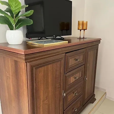 Lejlighed белият кът