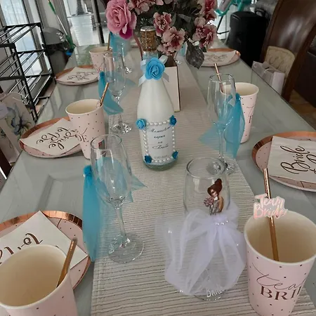 белият кът Sapareva Banya