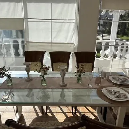 белият кът Apartament Sapareva Bania