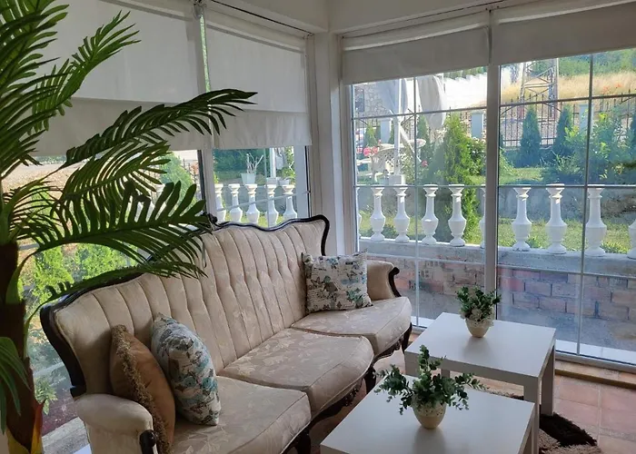 белият кът Sapareva Banya